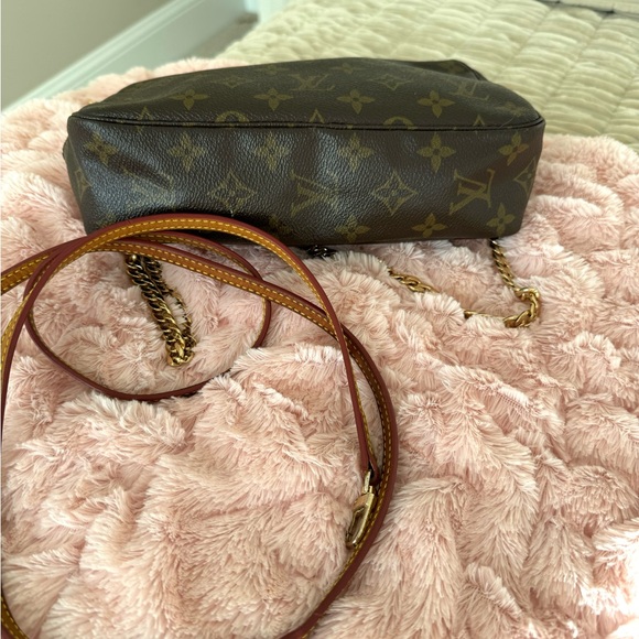 Louis Vuitton Trousse23 TH8910 - crossbody with two straps - Picture 7 of 9